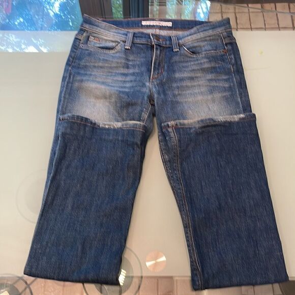 Joe’s jeans 27 socialslite faded Distressed on the bottom of both legs . - Picture 10 of 14